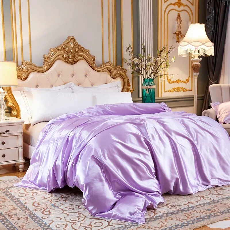    housse de couette en satin lilas