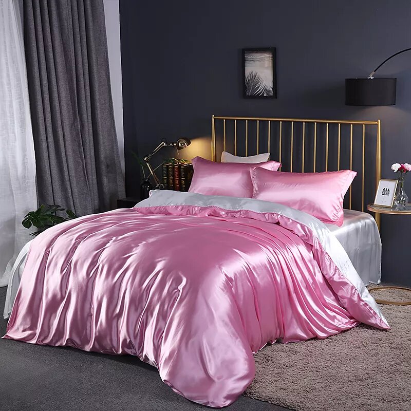 parure de lit en satin rose et blanc