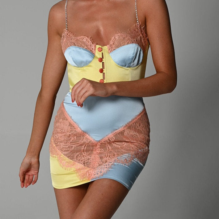     robe tricolore satin et dentelle